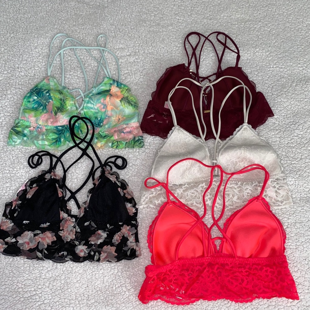 Pink Victoria’s Secret bralette